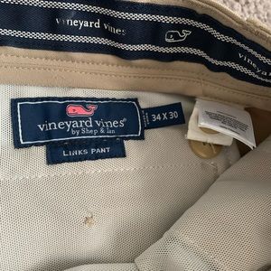 Men’s Vineyard Vines Khakis